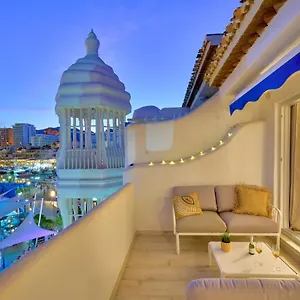 https://ola-puerto-marina-apartment.hotelsinnerja.org